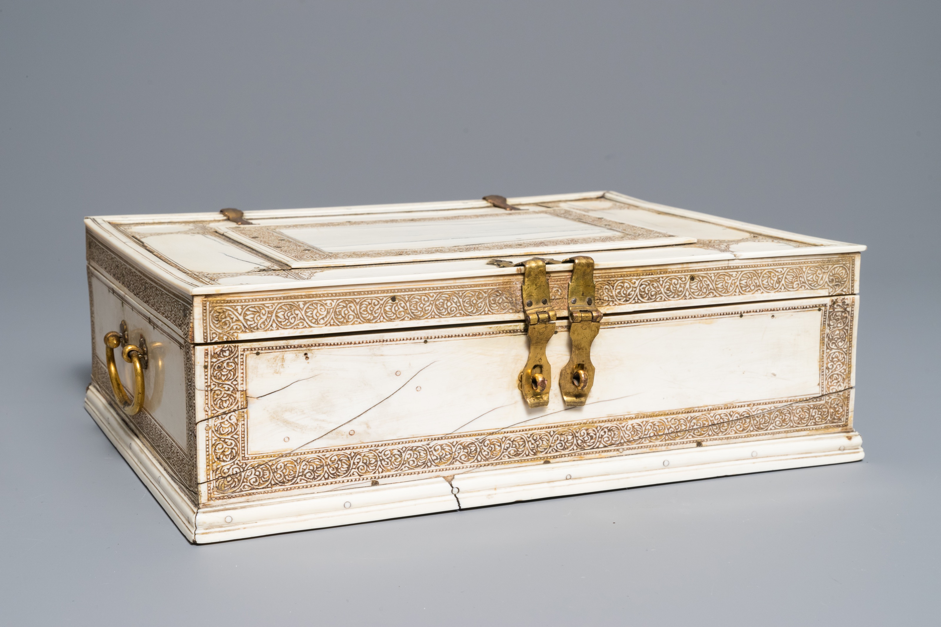 a-rectangular-siculo-arabic-ivory-casket-sicily-1314th-c-1.jpg